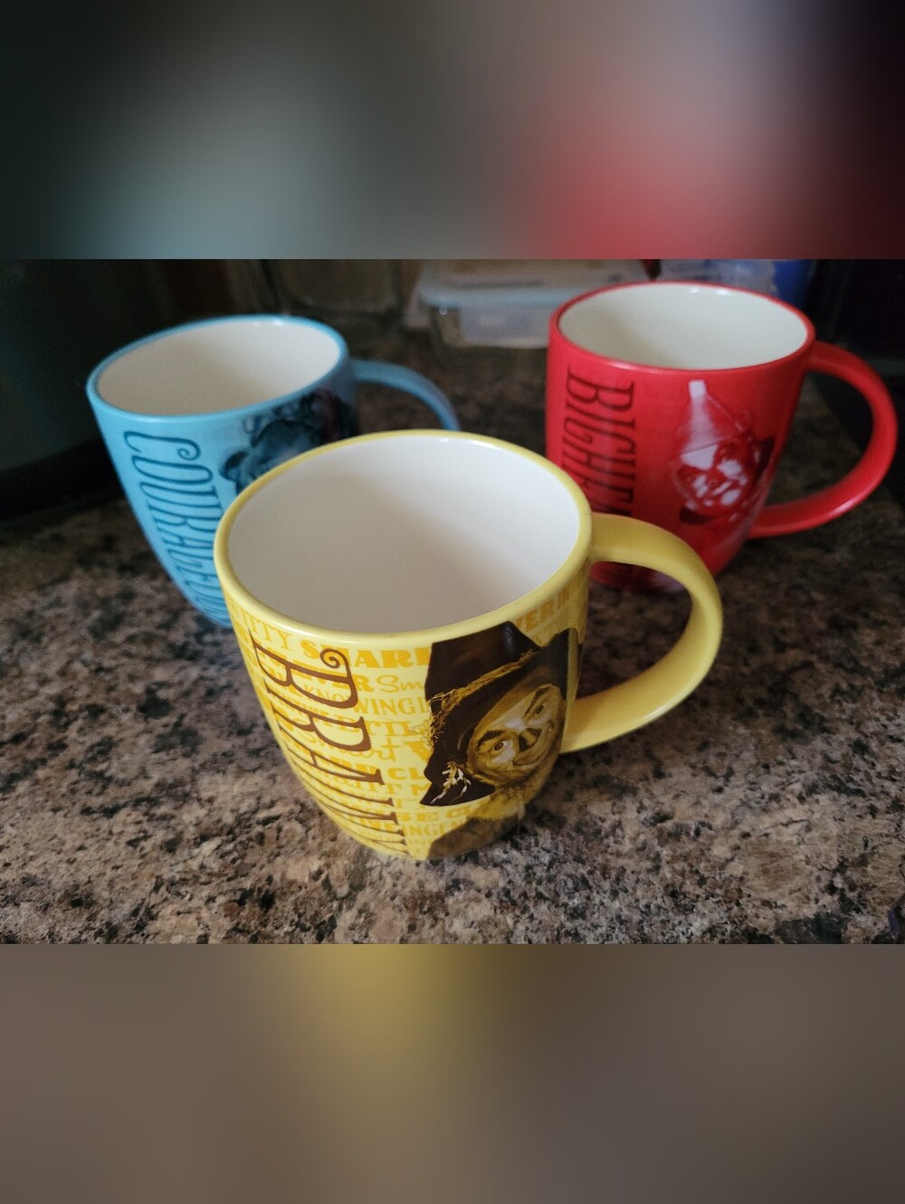 SET OF 3 WIZARD OF OZ COFFEE MUGS SCARECROW COWARDLY LION TIN MAN